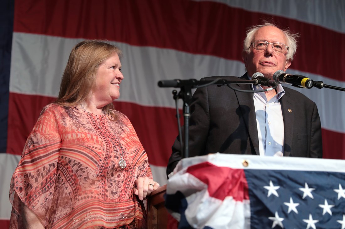 Jane O'Meara Sanders and Bernie Sanders