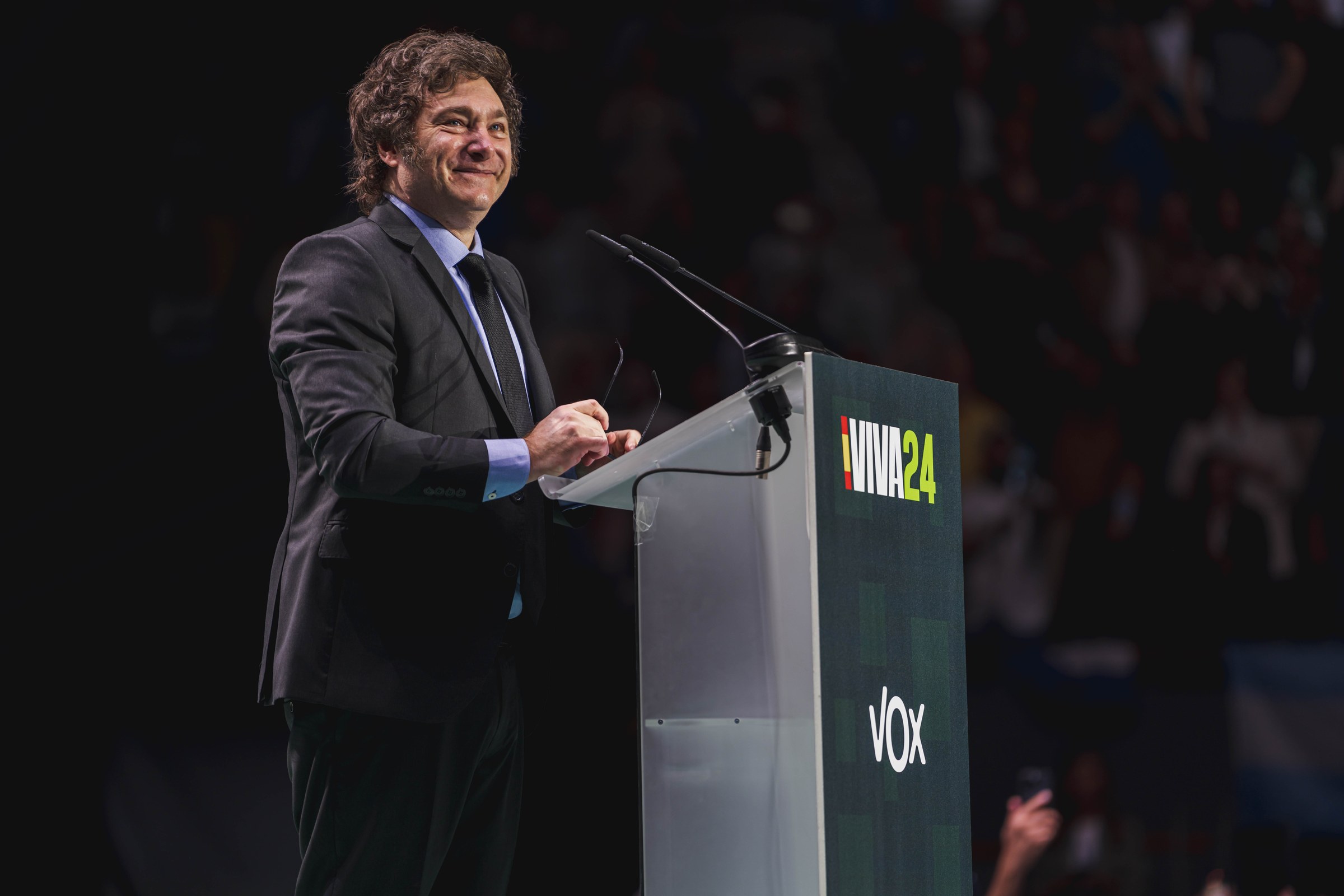 Javier Milei addressing a rally crowd