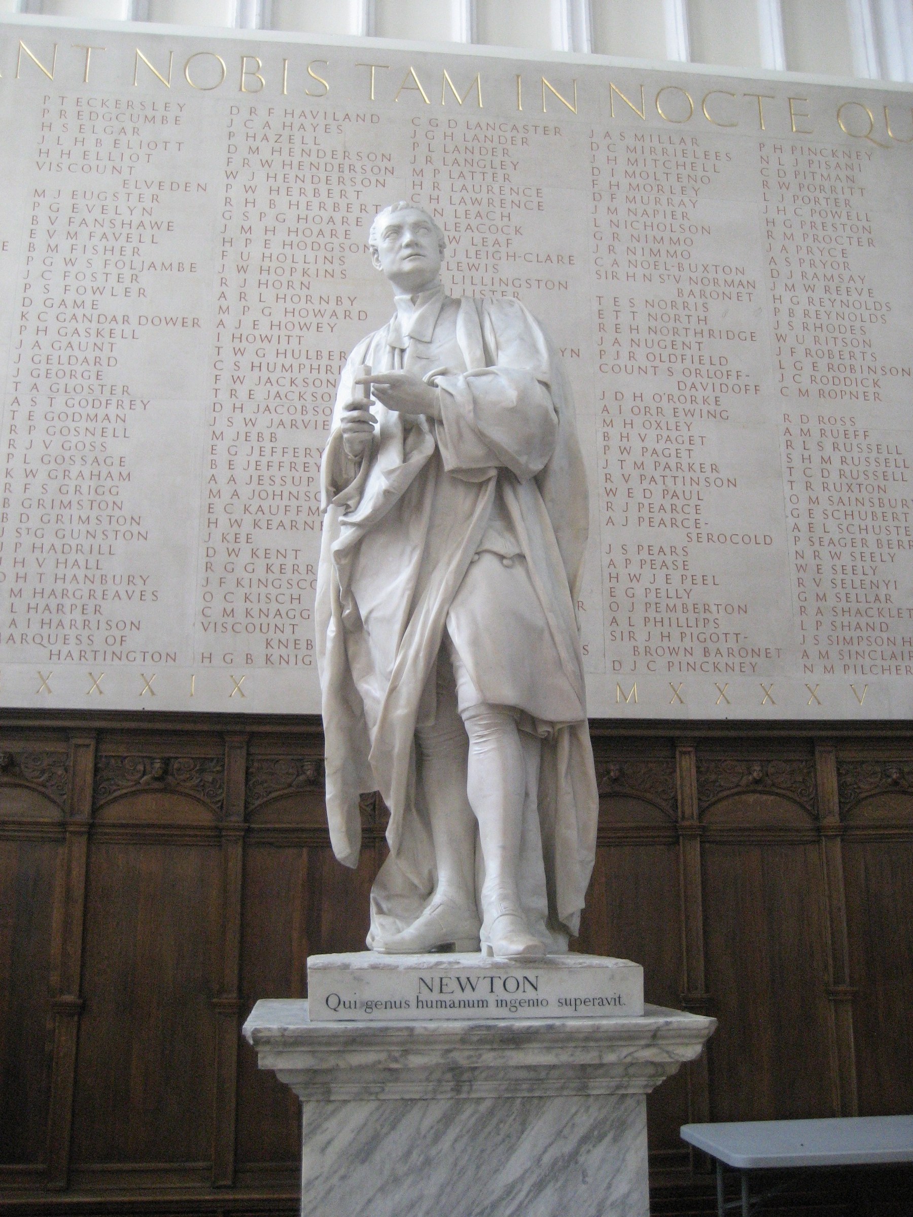 Roubiliac's 1755 marble statue of Newton in Trinity College chapel, Cambridge, holding a prism