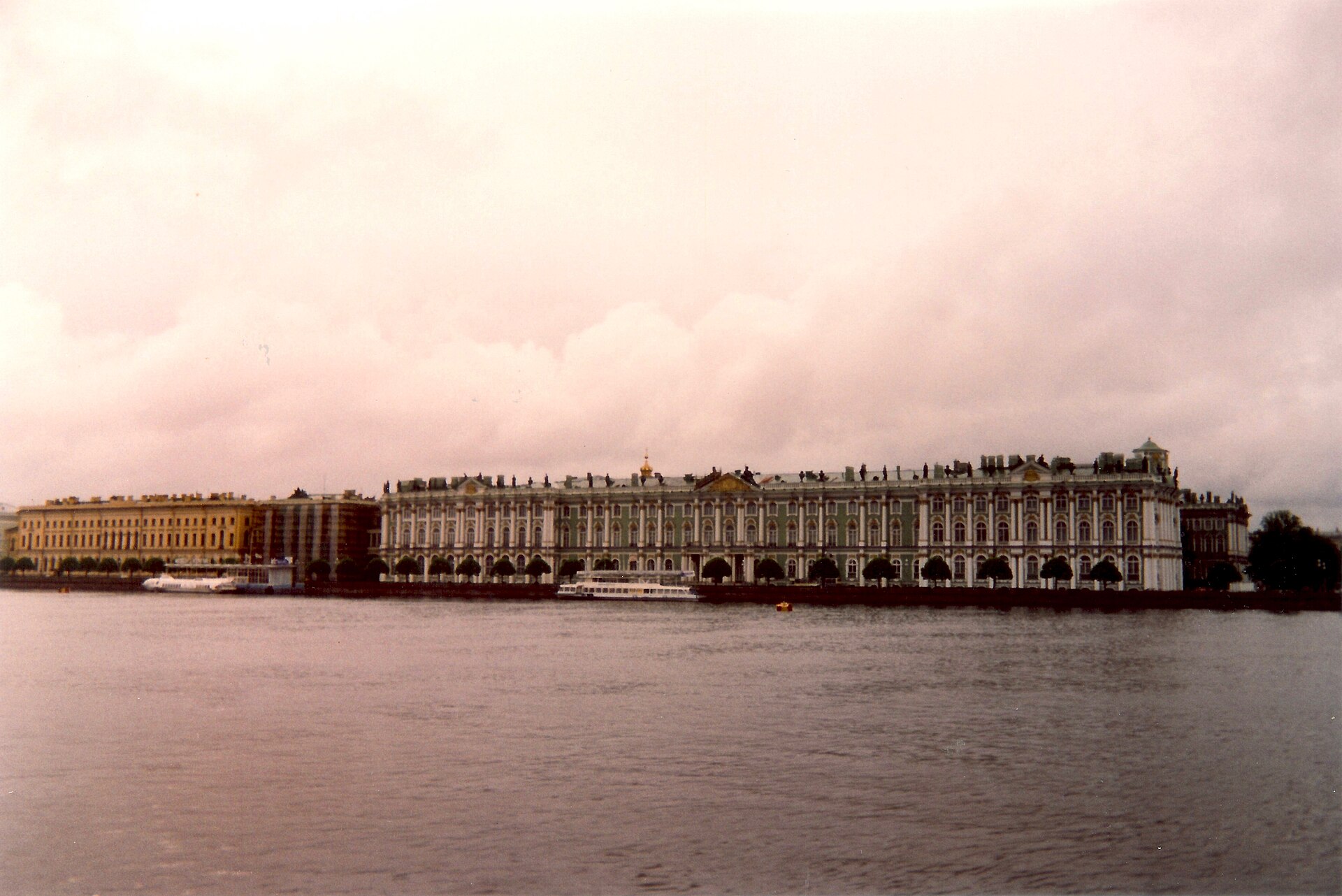 1996 photograph of the Hermitage (Winter Palace), St. Petersburg